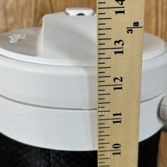 Igloo Water Jug Cooler With Cover 1/2 gallon  with Storage Pouch 12.5” - Picture 11 of 11